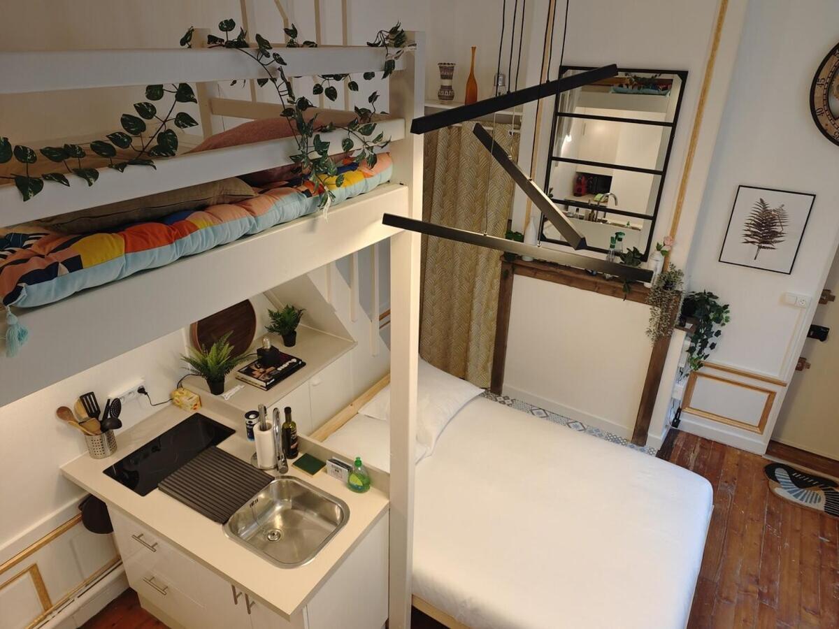 Ferienwohnung Studio Lumineux Et Fleuri Idealement Situe Caen Exterior foto