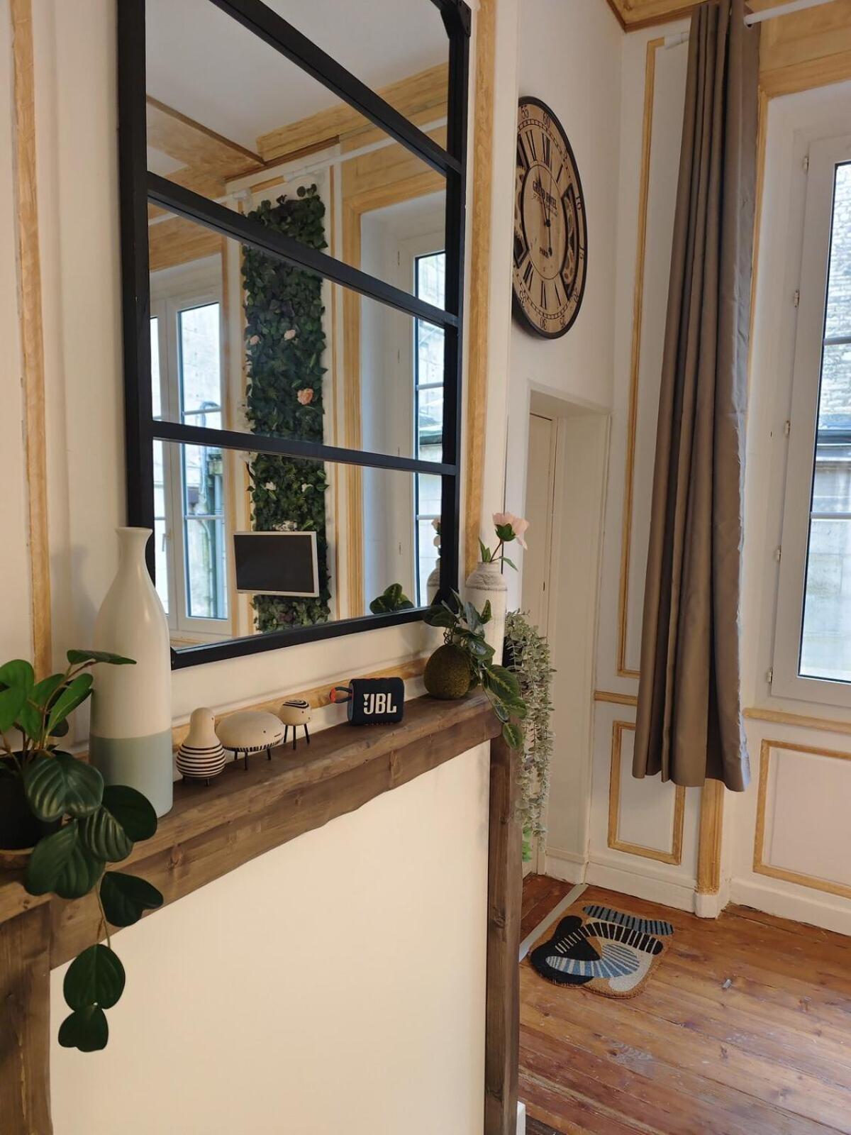 Ferienwohnung Studio Lumineux Et Fleuri Idealement Situe Caen Exterior foto